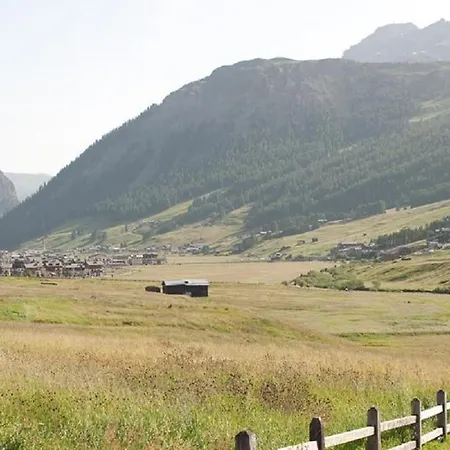 Sole - Casa Azzurra Piano Terra * Livigno